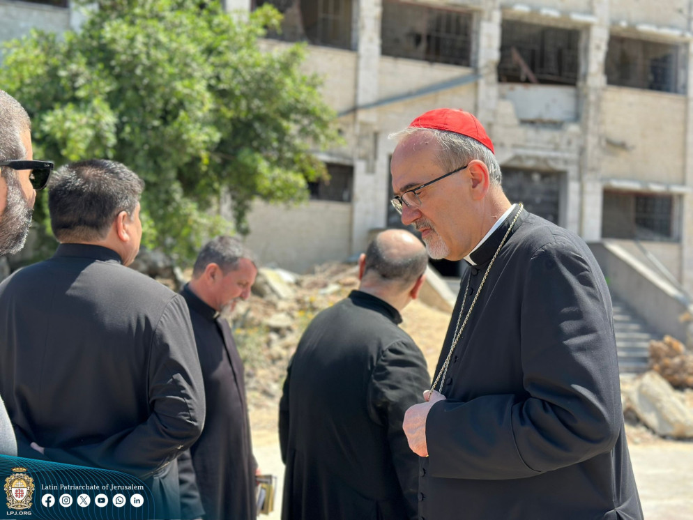 Alcuni scatti della visita del Patriarca Pizzaballa a Gaza nello scorso luglio (foto: Patriarcato Latino di Gerusalemme)