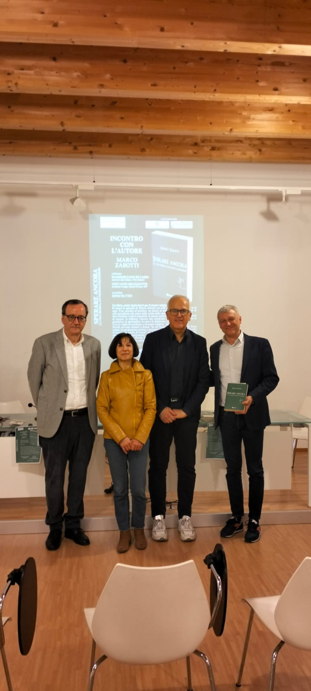 Alcuni scatti dell’incontro dello scorso 15 aprile alla Biblioteca civica “Calisto Zanardo” di Santa Lucia di Piave