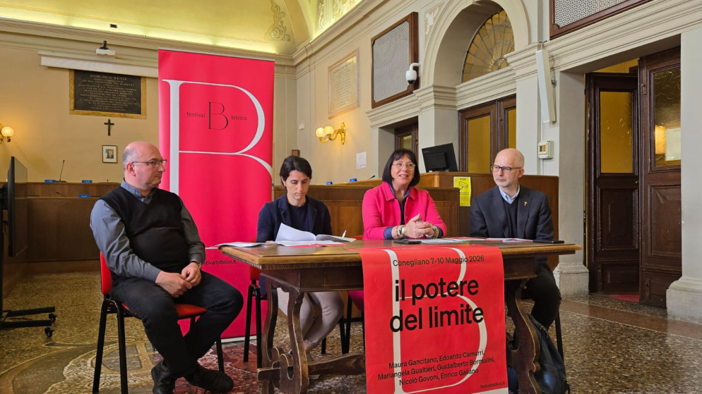 Alcuni scatti della conferenza stampa di presentazione del Festival Biblico 2026, tenutasi oggi in Comune a Conegliano. Da sx: don Andrea Dal Cin, Elena Casagrande, Cristina Sardi e don Alessio Magoga