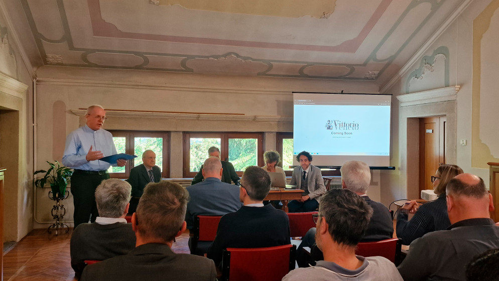 Il Vicario Generale mons. Gianluigi Papa introduce la mattinata